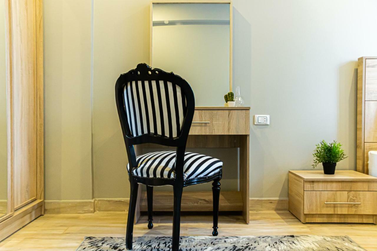 Zamalek Suites By Brassbell * Il Cairo