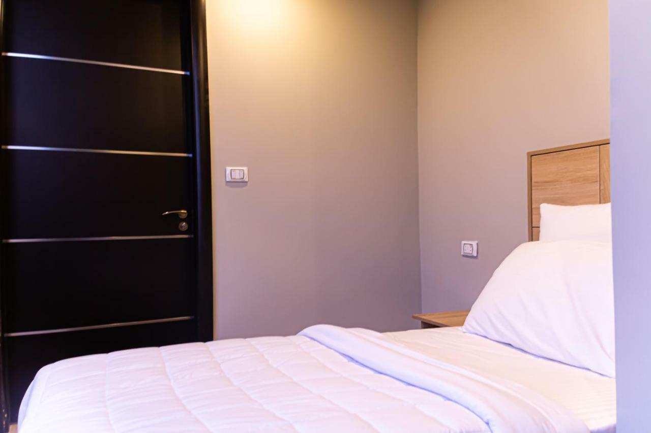 Zamalek Suites By Brassbell Appartamento